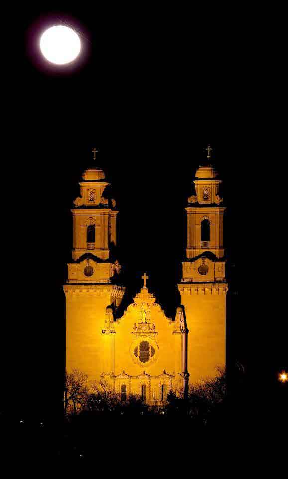 Omaha Nebraska Cathedral Of Saint Cecilia The Catholic Travel Guide