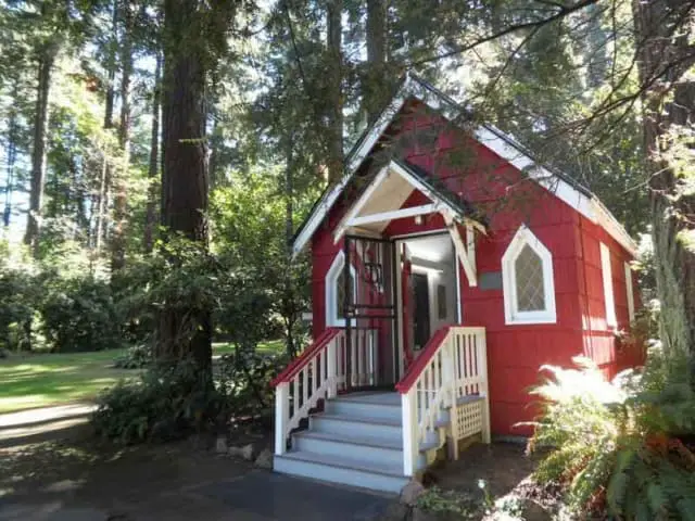 The tiny Chapel of Saint Anne at the Shrine of Our Sorrowful Mother in Portland, Oregon