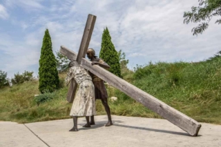 Jesus Accepts His Cross at Shrine of Christ;s Passion in Indiana