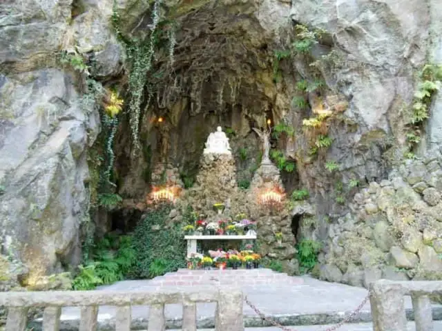 The altar, set in the Grotto at the Shrine of Our Sorrowful Mother in Portland, Oregon