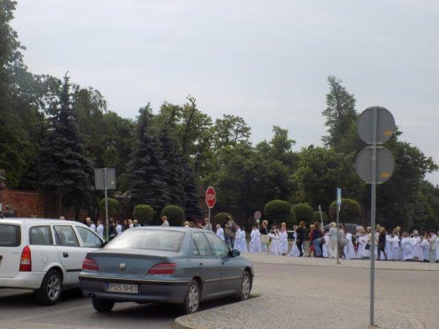 Busloads of children showing up for First Holy Communion in Swieta Gora