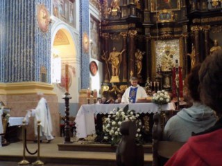 Closeup of the altar during Mass at Ourt Lady of Svieta Lipka