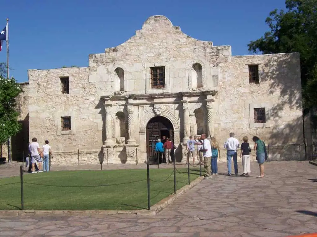 buitenzijde van de Alamo in San Antonio