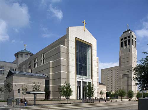 Exterior of the Co-Cathedral of the Sacred Heart in Houston, Texas